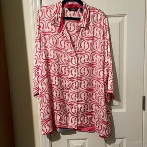 Dennis Basso Red and White Swirl Fabric Maternity Top 
NWOT